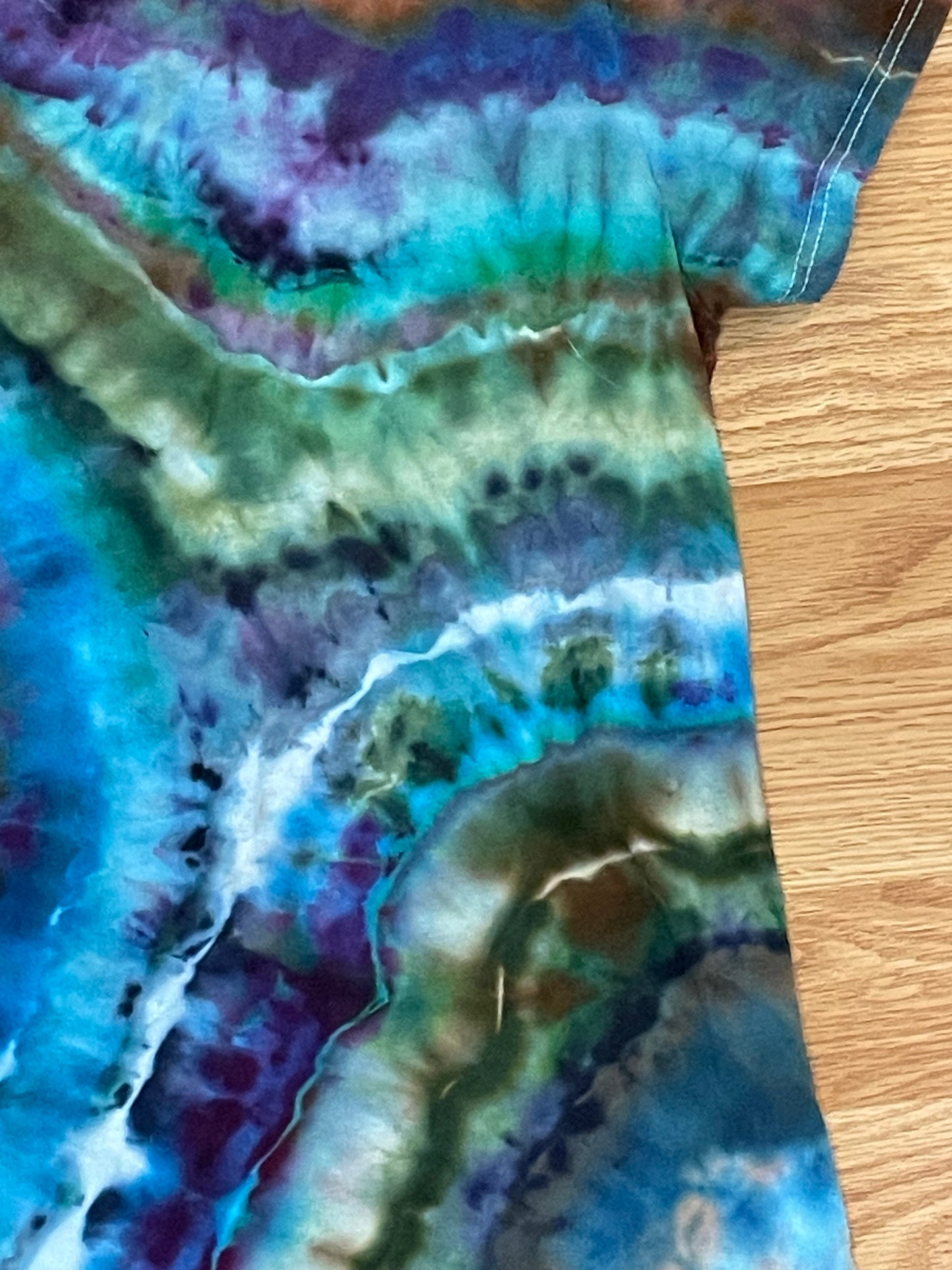 The Waker Tie Dye V-Neck T-shirt | Size Medium | One Of A Kind