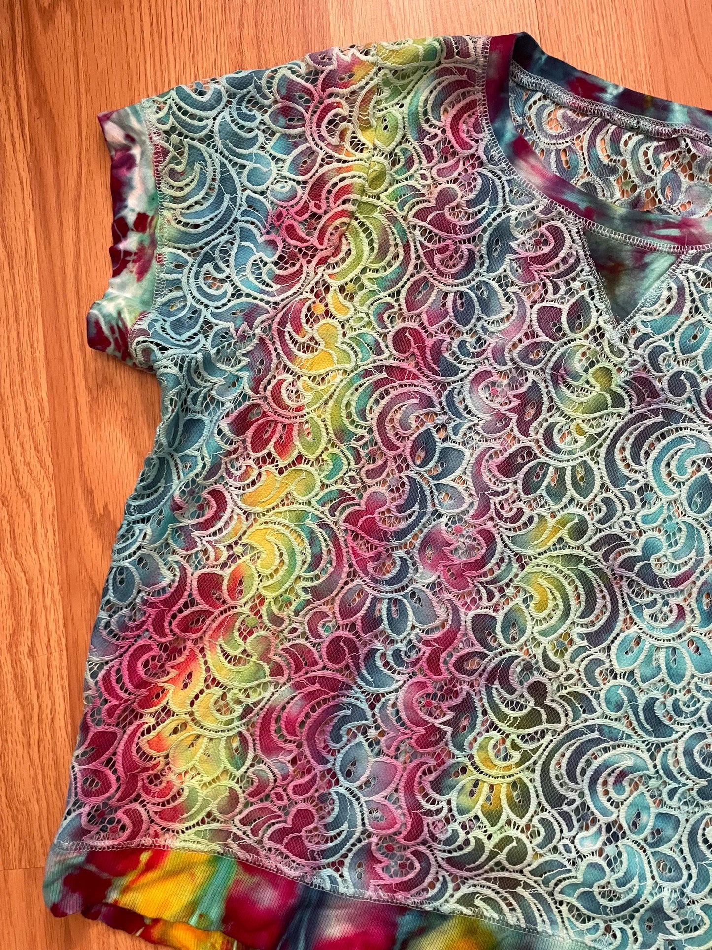 Upcycled Lace Short Sleeve Tie Dye Top | Size S/M | Hand Dyed | One Of A Kind