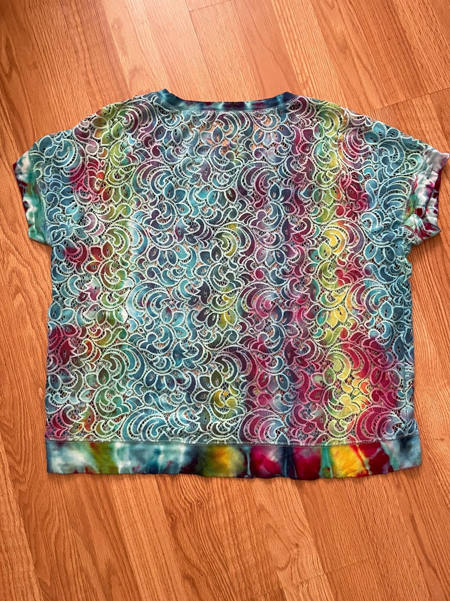 Upcycled Lace Short Sleeve Tie Dye Top | Size S/M | Hand Dyed | One Of A Kind